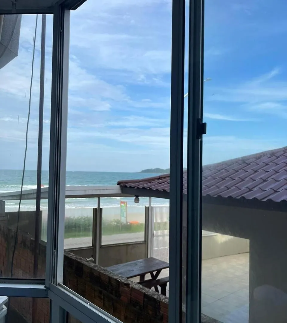 Pe Na Areia Apto Bombas Bombinhas 0*,
